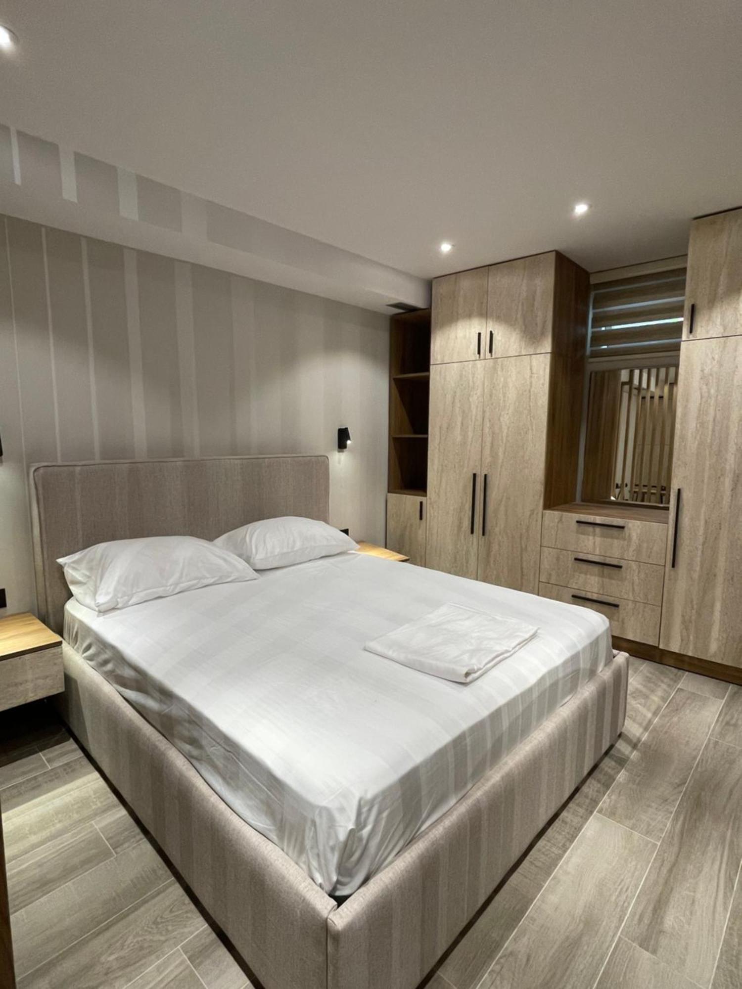 Elite Apartment